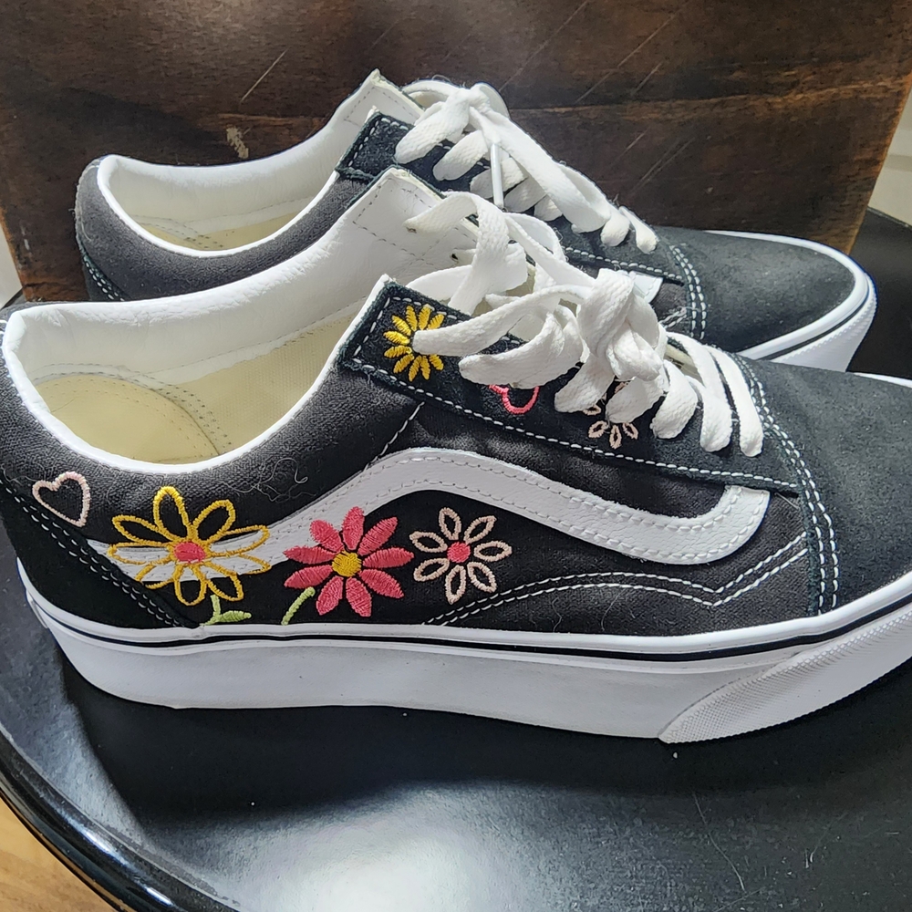 Vans Black and White Sneakers with Floral Embroidery